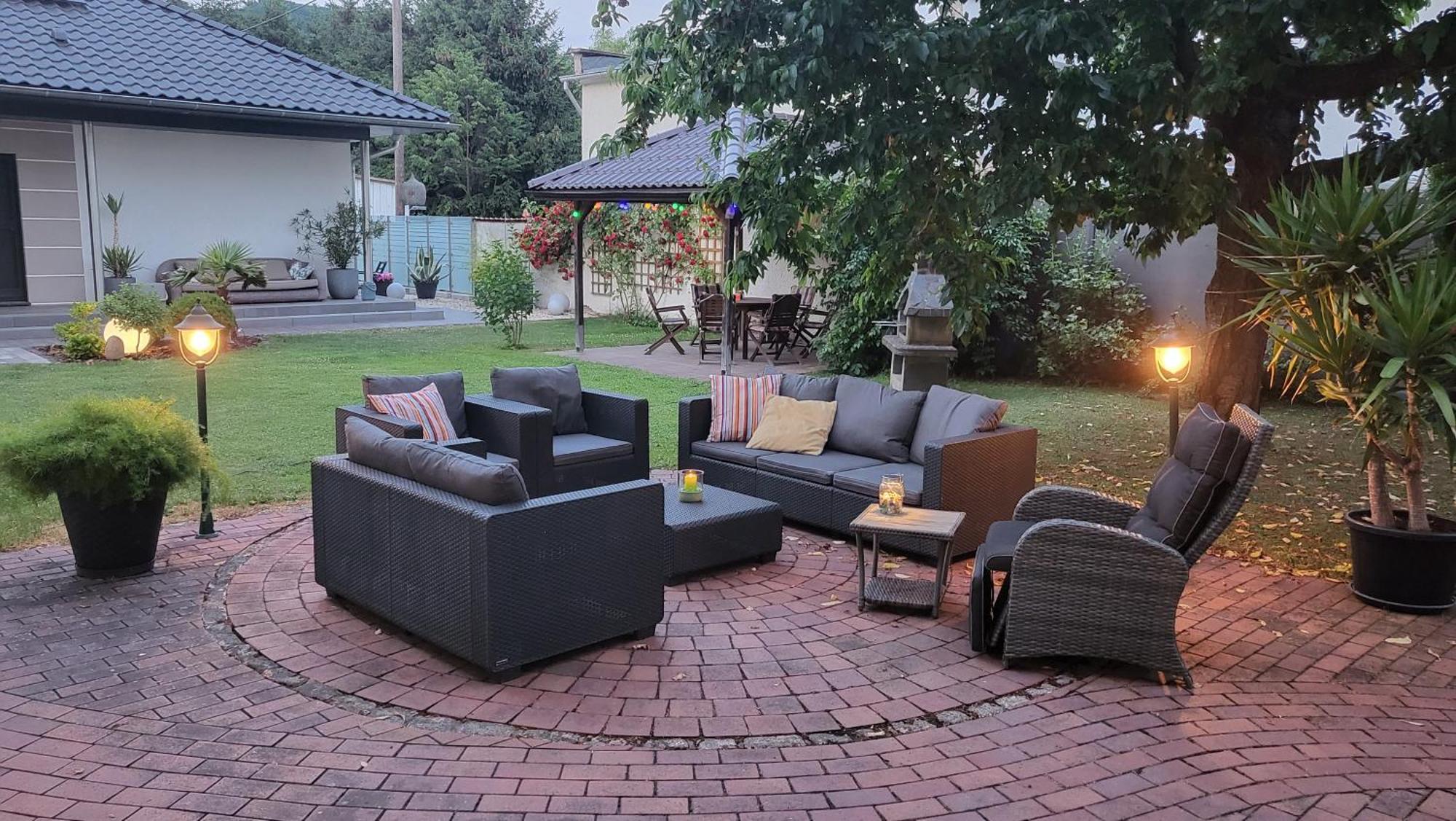 Apartments Am Saalebogen Mit Gartenterrasse, Grillkamin, Freie Parkplaetze Rudolstadt Luaran gambar